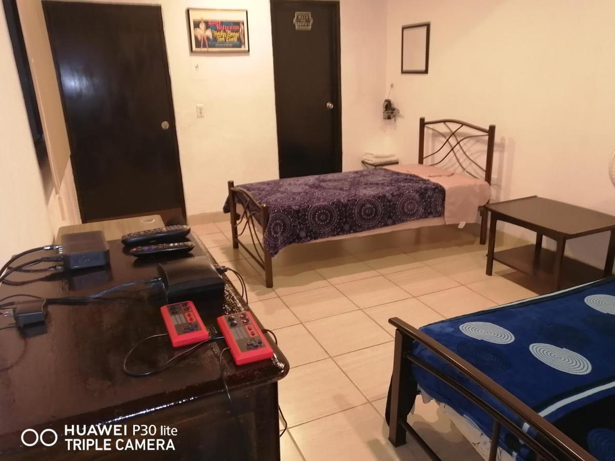 Monchita'S Ensenada Baja, Apartments For Rent. Екстер'єр фото