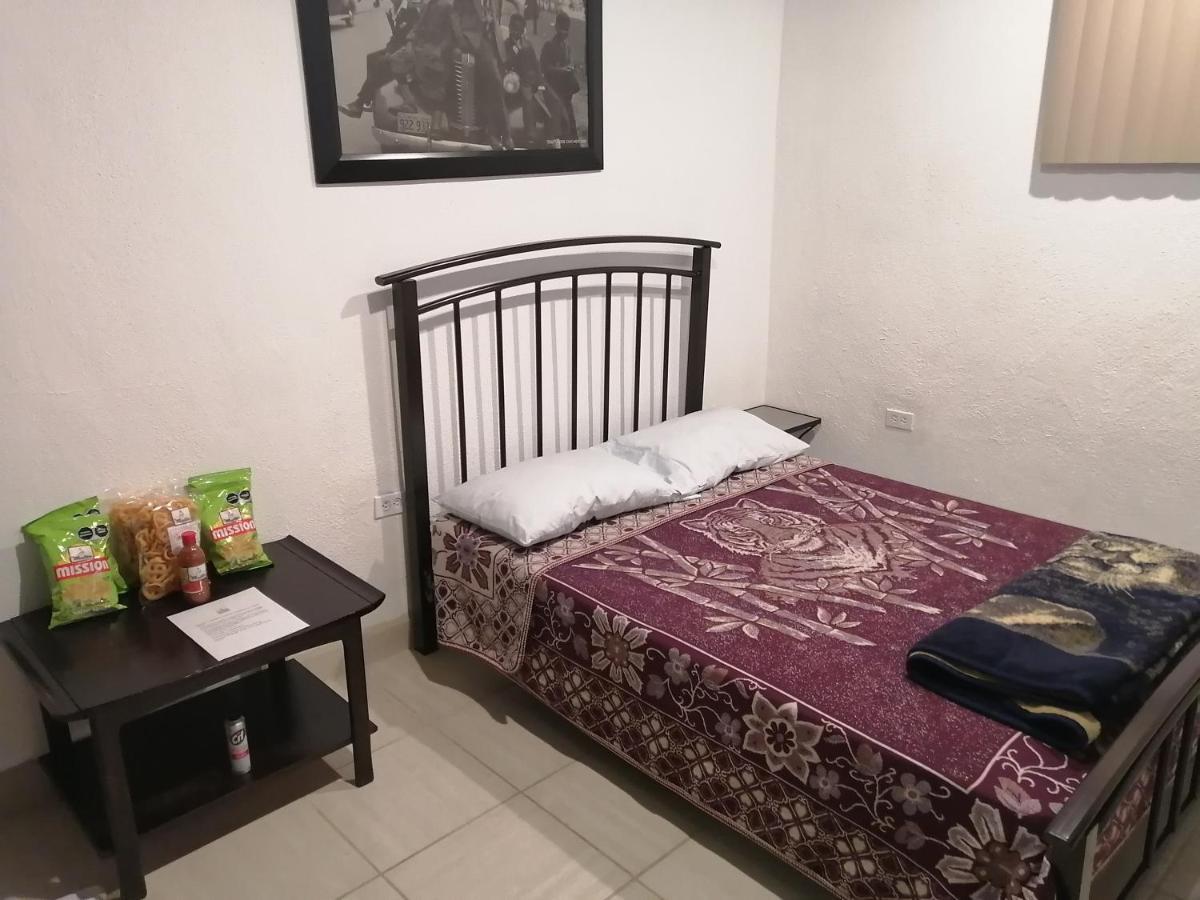 Monchita'S Ensenada Baja, Apartments For Rent. Екстер'єр фото