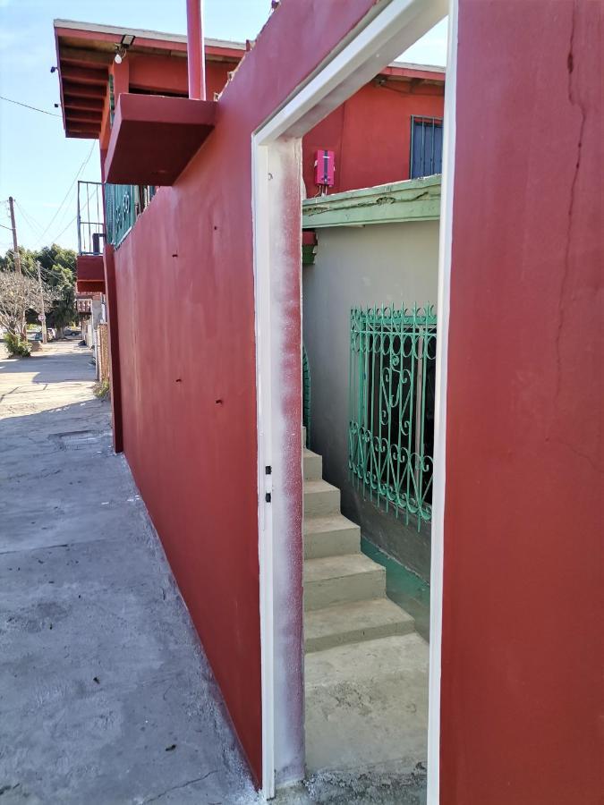 Monchita'S Ensenada Baja, Apartments For Rent. Екстер'єр фото